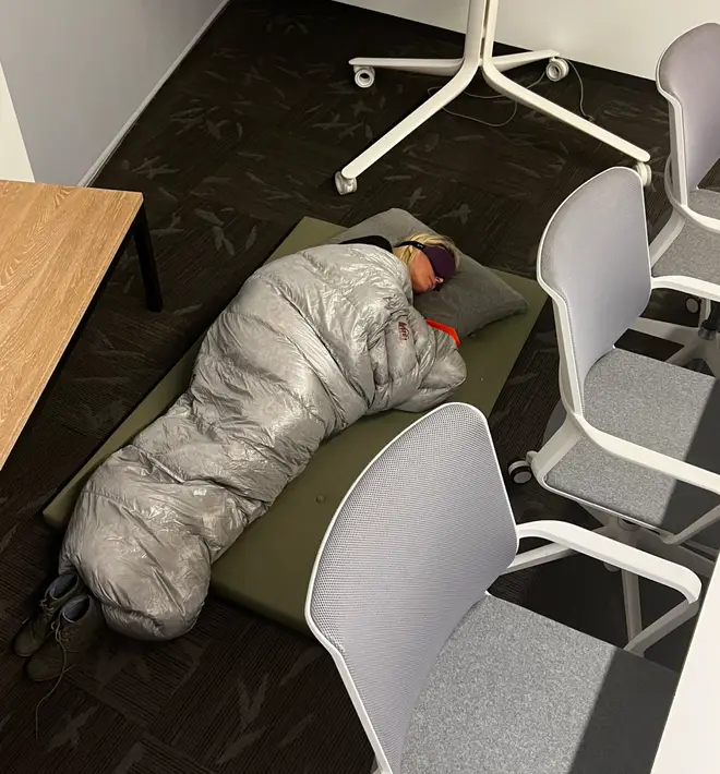 Former Twitter exec Esther Crawford sleeping on the floor of Twitter HQ