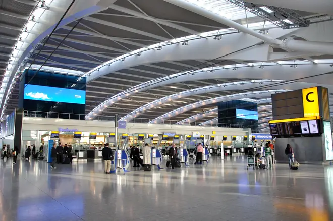 Heathrow Airport it would deploy 1,000 additional members of staff "and its entire management team" in the terminals to help passengers over the Easter holiday.