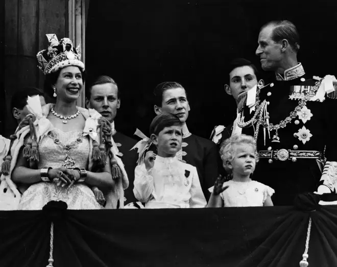Queen Elizabeth II's coronation picture featuring her and her family standing on the balcony at Buckingham Palace