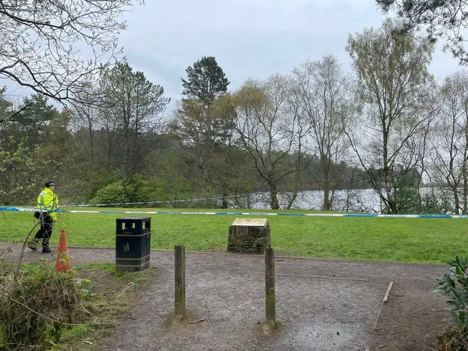 Police continue to search Mugdock Country Park, East Dunbartonshire, for the fiancé of pregnant teacher Marelle Sturrock