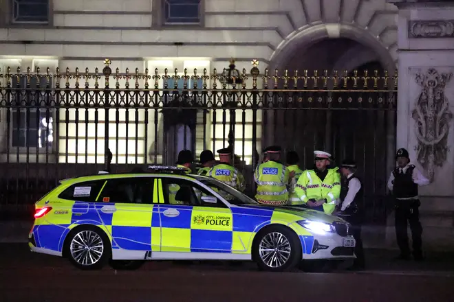 Police at the scene outside Buckingham Palace