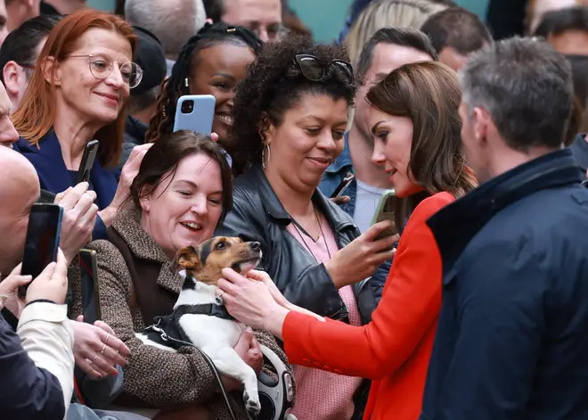 Kate obsesses over 'Hattie' in the crowd