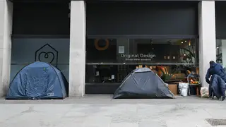 Homeless tents outside a shop (Yui Mok/PA)