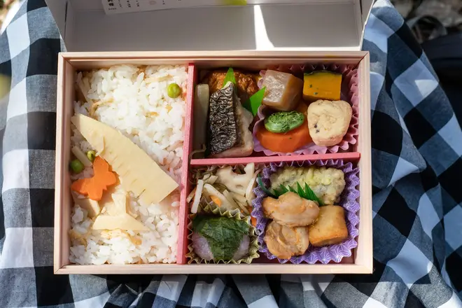 China's latest social media trend mocks bland Western lunches using the hashtag 'White People Food'