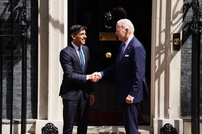 US President Joe Biden shakes hands with Rishi Sunak outside No10