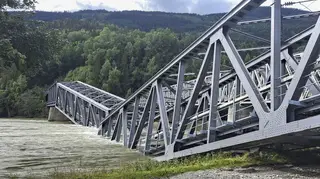 A section of a railway bridge collapsed into the water over the Laagen River in Ringebu, Norway
