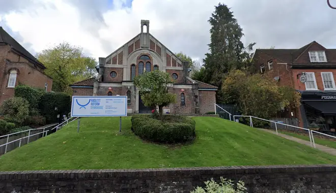 There are two synagogues in Watling Street: Radlett Reform Synagogue and Radlett United Synagogue.