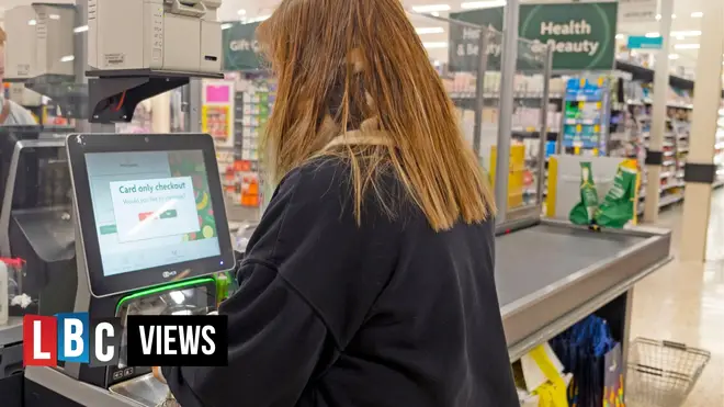 Should supermarket self-checkouts be binned to help tackle shoplifting?