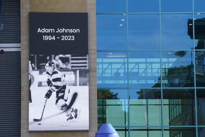 Fans paid tribute to the ice hockey player.