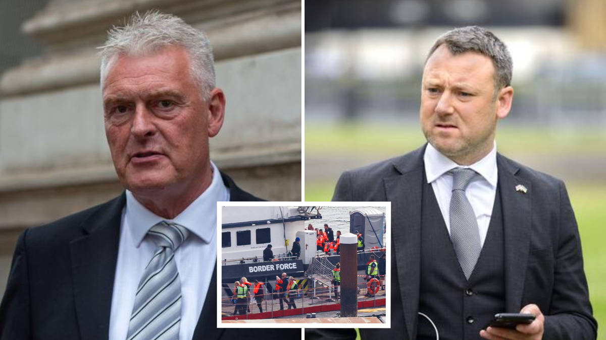 #39 Ignore the laws and put the planes in the air now #39 : Tory fury after #39 Ignore the laws and put the planes in the air now #39 : Tory fury after