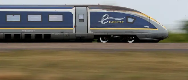 A Eurostar service left passengers stranded in hot carriages for two hours