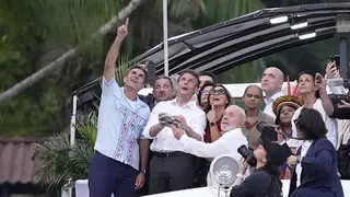Macron flies a drone