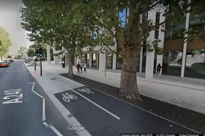 Why is this bus lane so 'stupid'?