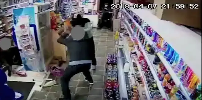 Shopkeepers fight back with wine bottles