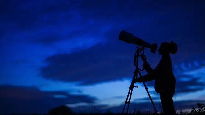 Looking through a telescope may limit the view of the Draconids