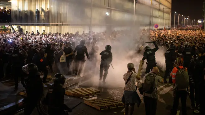 Protesters and riot police clashed at Josep Tarradellas Barcelona-El Prat Airport