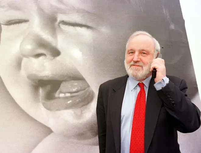Labour Health Secretary Frank Dobson has died aged 79, his family has announced